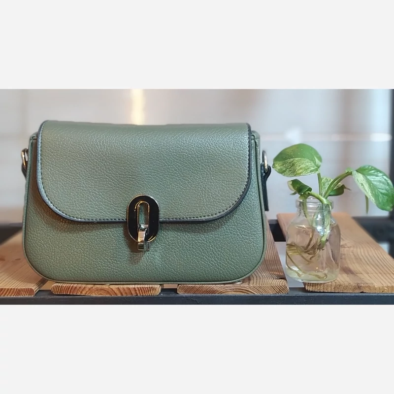 کیف زنانه پاسپورتی