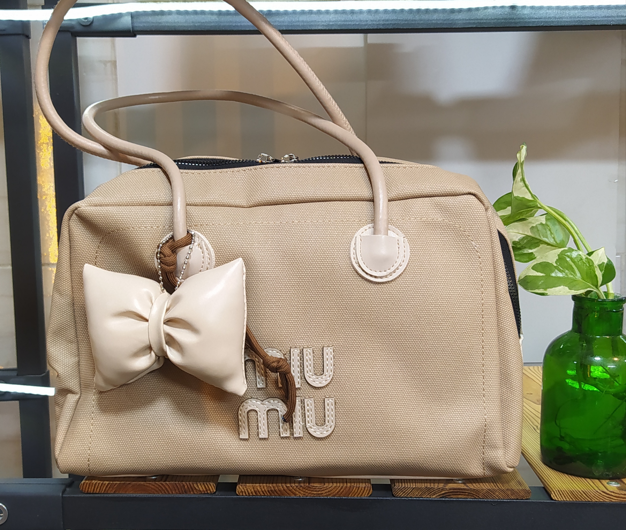 کیف زنانه miu miu کرمی کد 256