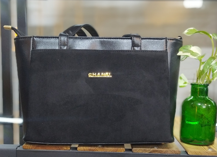 کیف کاربردی زنانه مدل شَنِل(CHANEL) مشکی کد ۳۰۷
